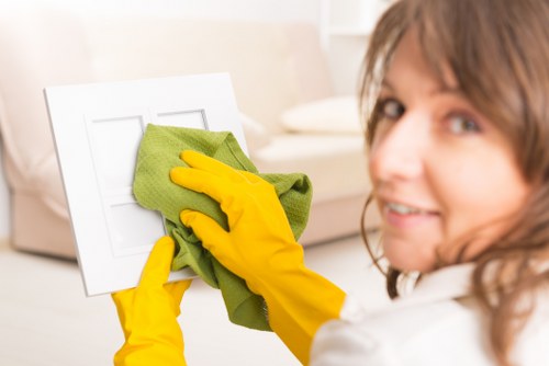 Recyclable cleaning packaging and waste separation in a local setting